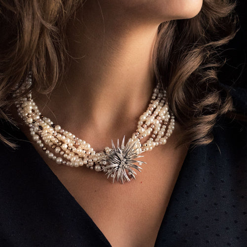 Collier Collier en perles fermoir broche diamants 58 Facettes 05-092-6829928