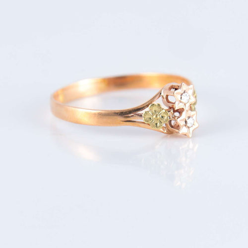 Bague 63 Bague quatre fleurs trois ors 58 Facettes JE258