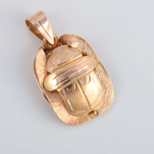 Pendentif Pendentif Scarabée 58 Facettes 1