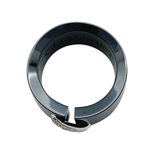 Bague 47 Bague Chaumet, "Liens", céramique noire, or blanc, diamants. 58 Facettes 30593