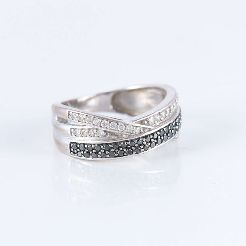 Bague 53 Bague Croisée pavage Diamants noirs et blancs 58 Facettes JE239