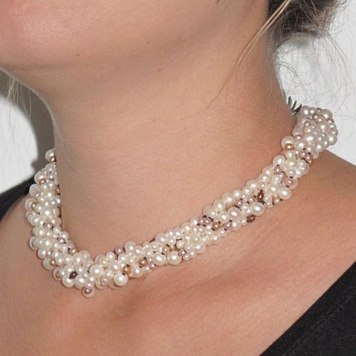 Collier Collier en perles fermoir broche diamants 58 Facettes 05-092-6829928