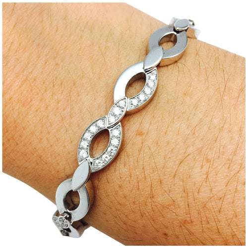 Bracelet Bracelet Cartier en or blanc, modèle "Diadéa", diamants. 58 Facettes 24696