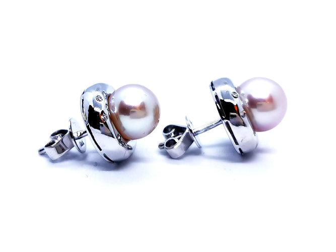 Boucles d'oreilles Boucles d'oreilles Or blanc Perle 58 Facettes 990440CN