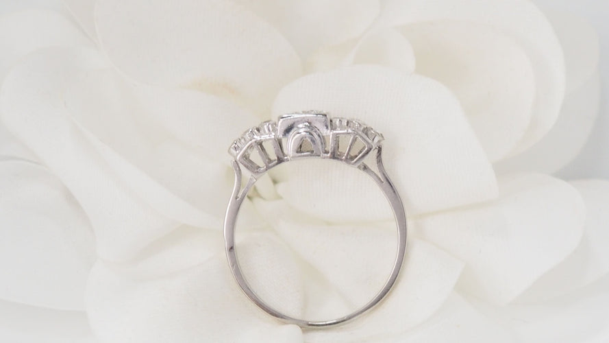 Bague 58.5 Bague Art Déco en platine et diamants 58 Facettes 32019