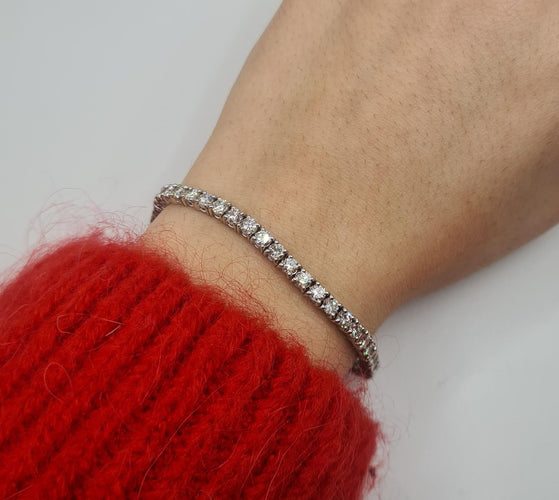 Bracelet Rivière de diamants naturels or blanc 18 carats 58 Facettes