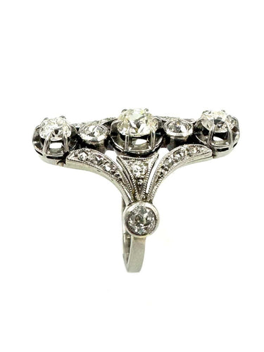 Bague 55 Bague Art-Deco, or, platine et diamants 58 Facettes