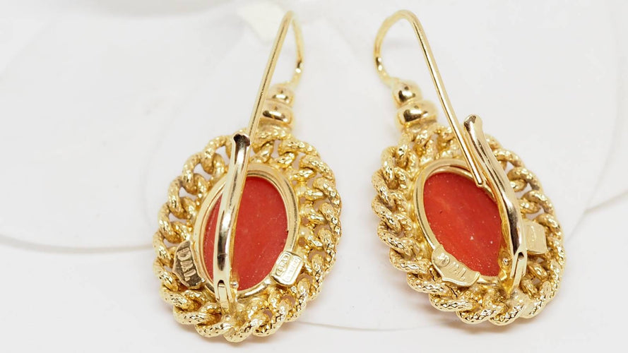 Boucles d'oreilles Boucles d'oreilles en or jaune et corail 58 Facettes 29955