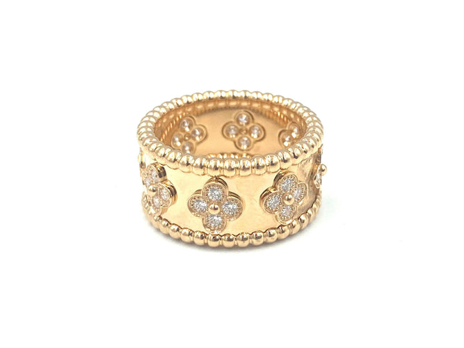 Bague 53 Bague VAN CLEEF & ARPELS Perlée Trèfles diamants 58 Facettes