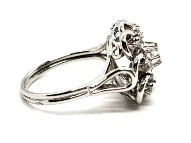 Bague 58 Bague Fleur Platine Diamant 58 Facettes 1875646CN