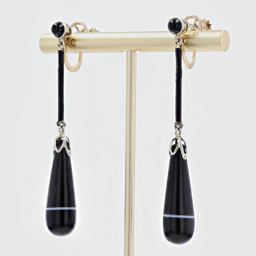 Boucles d'oreilles Pendants d'oreilles agates rubannées onyx émail et or 58 Facettes 22-399C