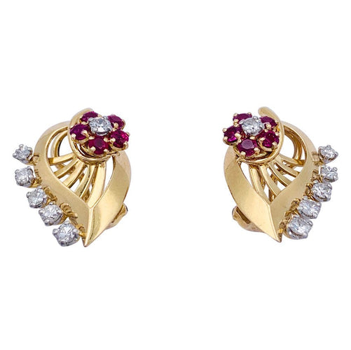 Boucles d'oreilles Boucles d'oreilles vintage, "Feuilles", or rose, diamants, rubis. 58 Facettes 32319