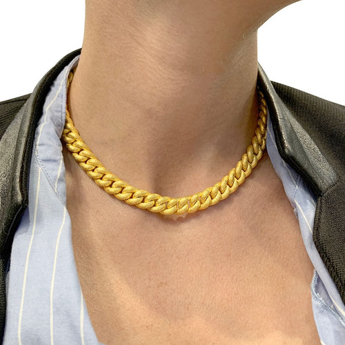 Collier Collier gourmette en or jaune vintage. 58 Facettes 31508