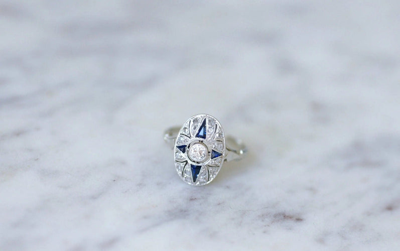 Bague Bague Art Deco en Or blanc & diamants 58 Facettes