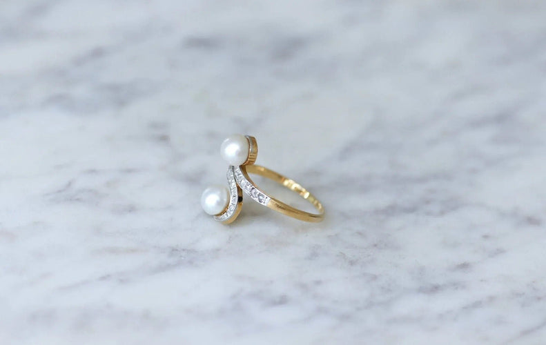 Bague Bague Toi et Moi perles et diamants 58 Facettes