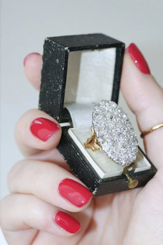 Bague 53 Bague marquise or jaune, diamants 58 Facettes