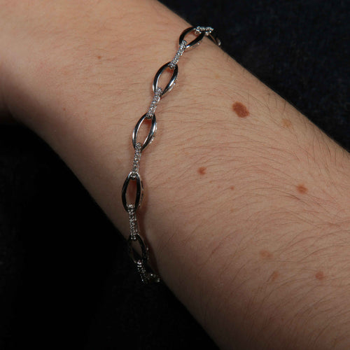 Bracelet Bracelet or blanc et diamants 58 Facettes