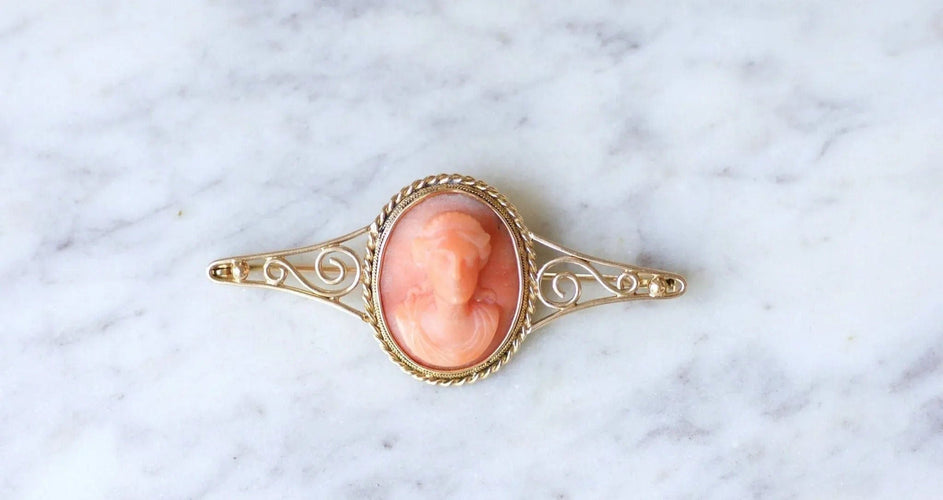 Broche Broche or jaune camée corail 58 Facettes