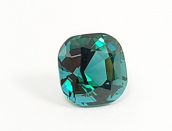 Gemstone Tourmaline sarcelle rare 1.55cts 58 Facettes 67