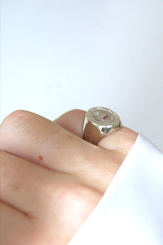 Bague Chevalière Vintage A.AUGIS en or blanc diamant 58 Facettes