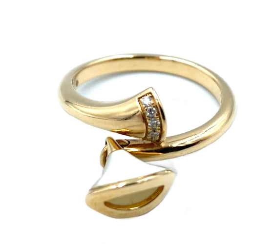 Bague BVLGARI. Bague Diva’s dream or rose, diamants et nacre 58 Facettes