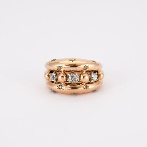 Bague 56 Bague Diamants et boules d'or 58 Facettes