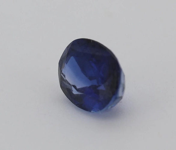 Gemstone Saphir bleu 0.81cts non chauffé certificat 58 Facettes 109