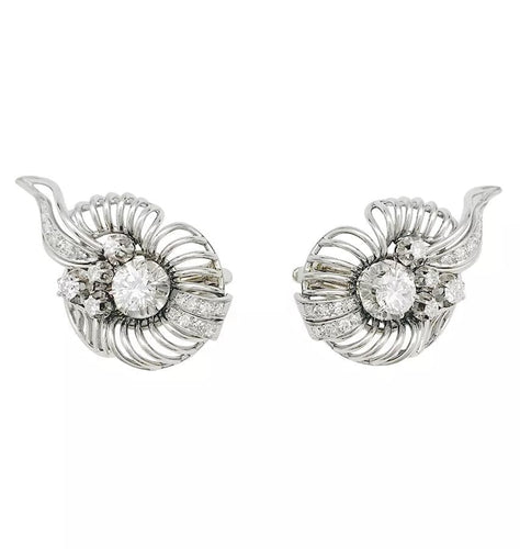 Boucles d'oreilles Boucle d'oreilles volutes en platine, or blanc et diamants. 58 Facettes 31660