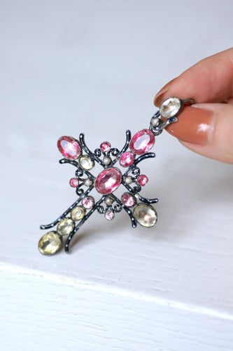 Pendentif Croix ancienne en argent, émail, et pierres du Rhin 58 Facettes