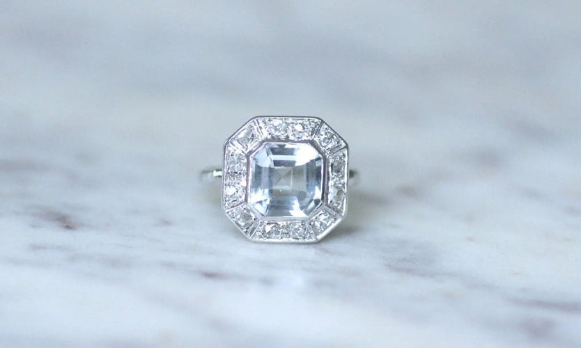 Bague 55 Bague Art Déco hexagonale aigue-marine diamants 58 Facettes