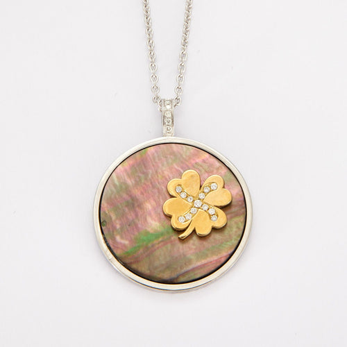 Pendentif Pendentif nacre et diamants 58 Facettes HS2417