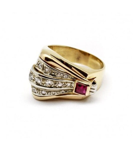 Bague 54 / Jaune / Or 750 Bague "Tank" - Or. Rubis et Diamants 58 Facettes 220431R