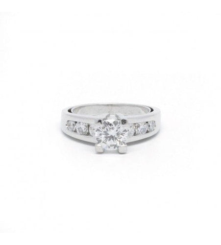 Bague 49 / Blanc/Gris / Or 750 Bague Solitaire Accompagné Diamant 0.87 Carat 58 Facettes R160701