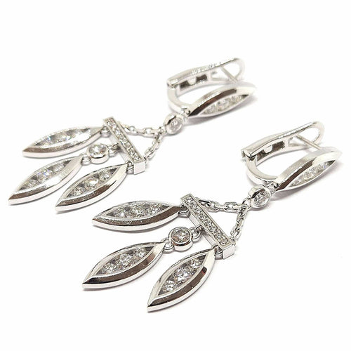Boucles d'oreilles Pendants d'oreilles CHAUMET en Or blanc & diamants 58 Facettes