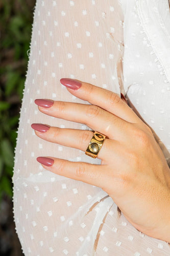 Bague 52 Louis Vuitton Bague Bandeau Empreinte Or jaune 58 Facettes 2609074CN