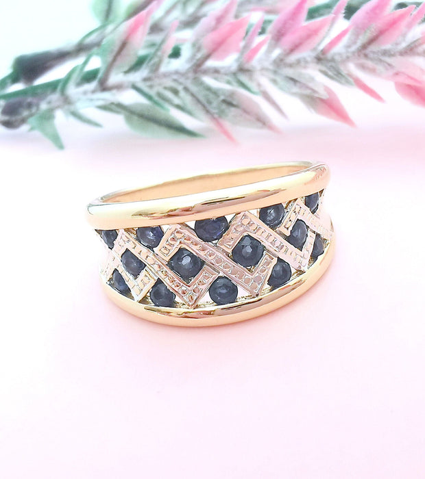 Bague Bague Bandeau Saphirs en Damier 58 Facettes AA 1607