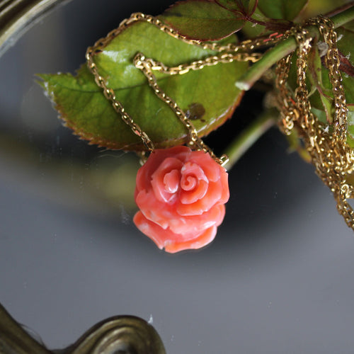 Collier Collier or jaune et rose de corail 58 Facettes 23-259A