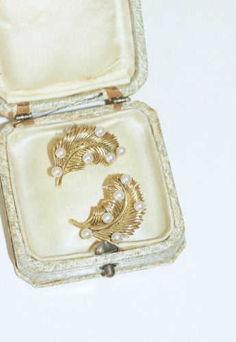 Boucles d'oreilles Clips d'oreille or jaune et perles 58 Facettes