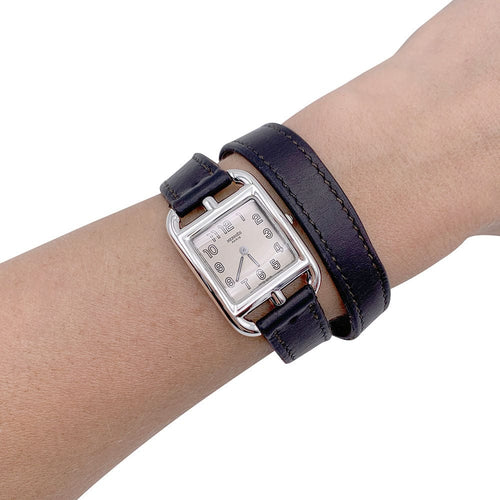 Montre Montre Hermès "Cape Cod" en acier sur cuir. 58 Facettes 32321