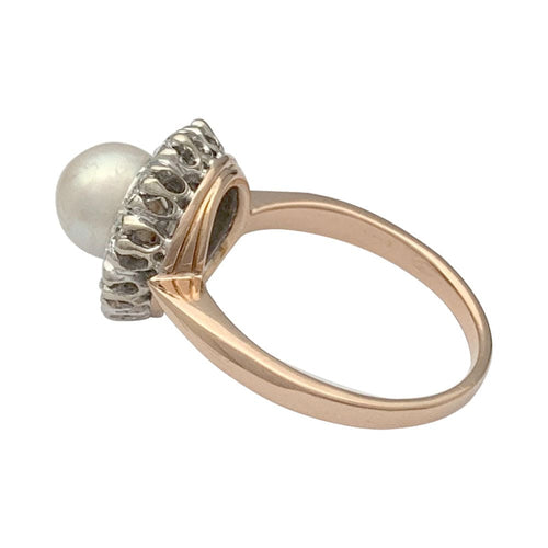 Bague 53 Bague marguerite perle et diamants. 58 Facettes 32110