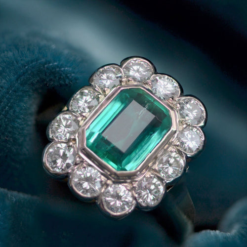 Bague 55 Bague ancienne émeraude et diamants rectangulaire 58 Facettes 22-490