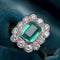 Bague 55 Bague ancienne émeraude et diamants rectangulaire 58 Facettes 22-490