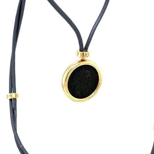 Pendentif Collier pendentif Bulgari Monete Constantinus Coin dentelle noire en or jaune 58 Facettes