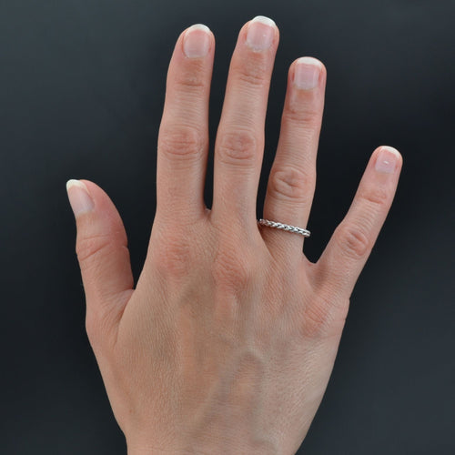 Bague 50 Alliance tresse ciselée or blanc 58 Facettes TRE2.0B
