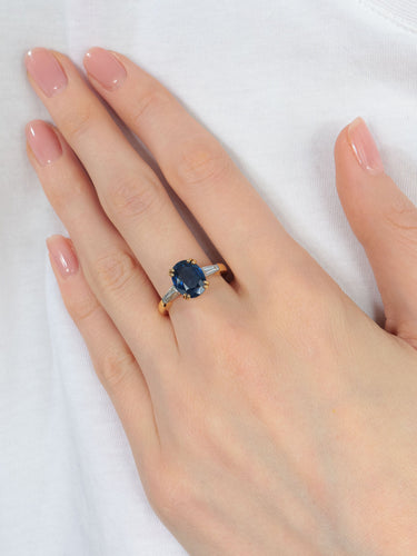 Bague Bague or jaune Saphir de Siam 58 Facettes C166