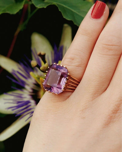 Bague Bague en or jaune et Améthyste 58 Facettes 18690