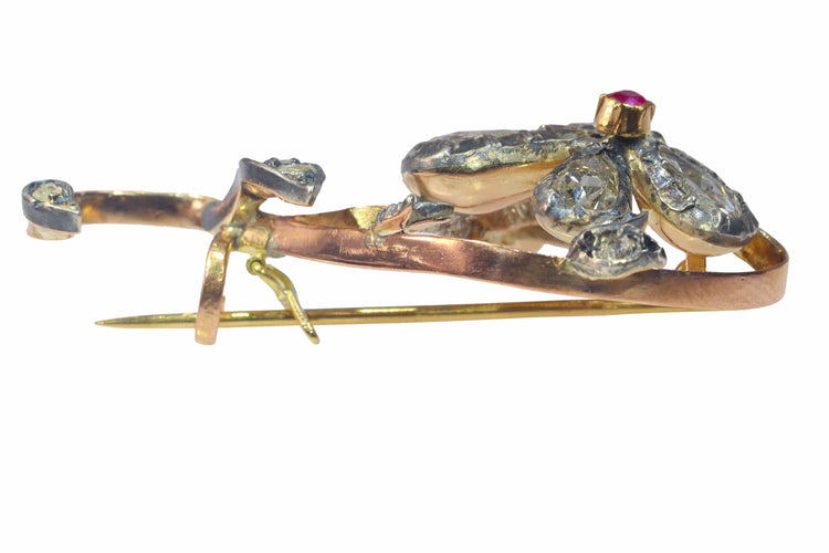 Broche Broche branche fleurie, diamants 58 Facettes 23031-0050