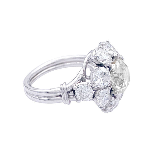 Bague 49 Bague marguerite diamants, platine. 58 Facettes 32928