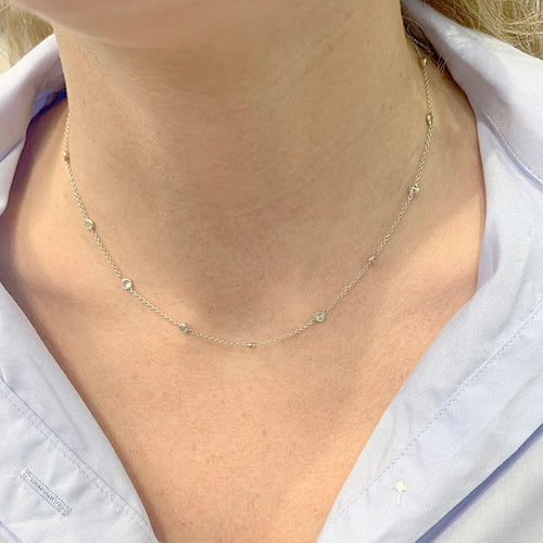 Collier Collier gouttière en or blanc, diamants. 58 Facettes 31761