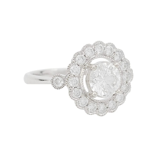 Bague 52 Bague marguerite en or blanc et diamants. 58 Facettes 31236